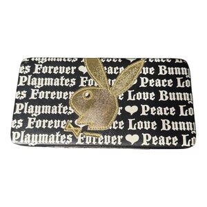 PLAYBOY Vintage Black and White Gold Bunny Front Decor Bifold Clasp Slim Wallet